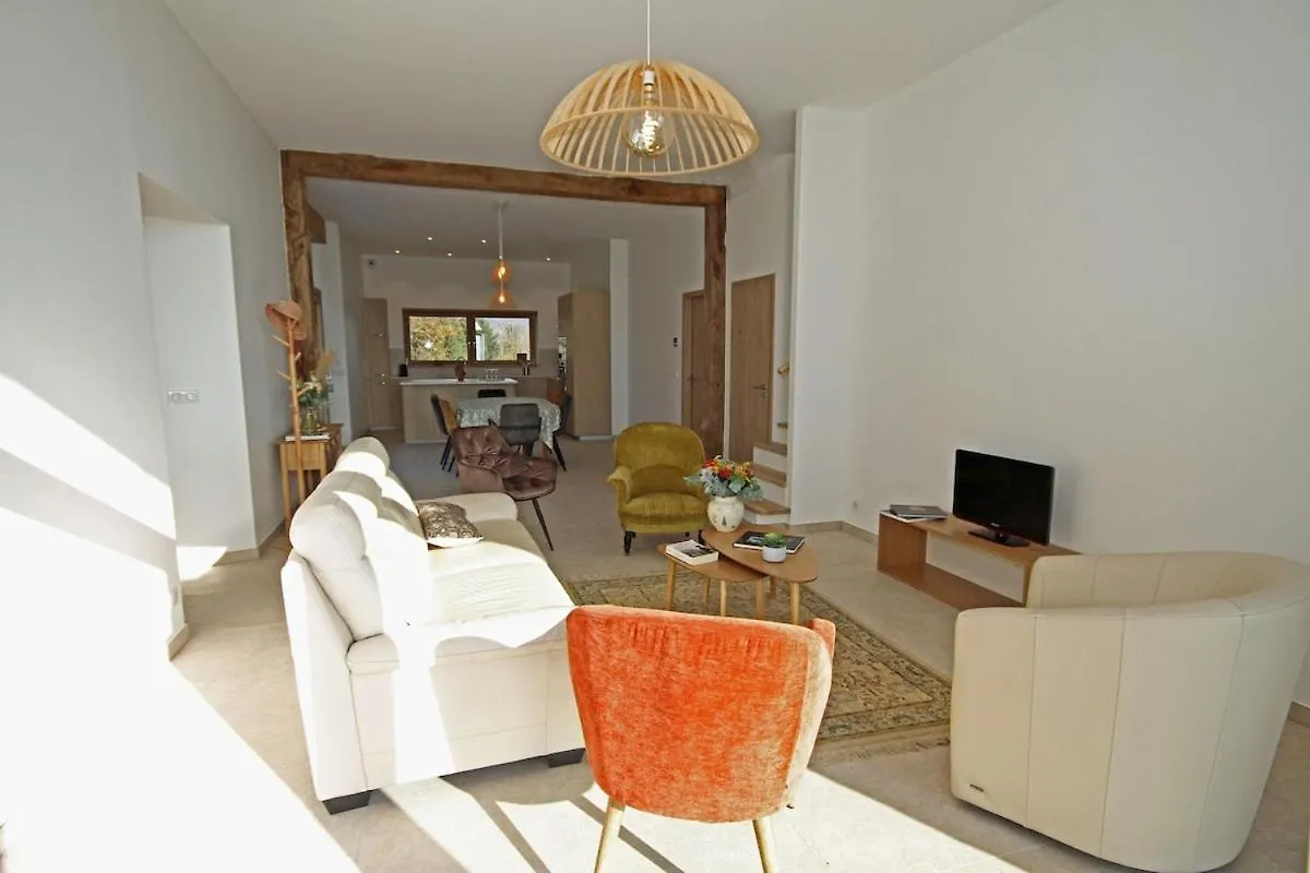 Logis Du Chateau De Beccon- Entre Annecy Et Geneve Cruseilles Holiday home
